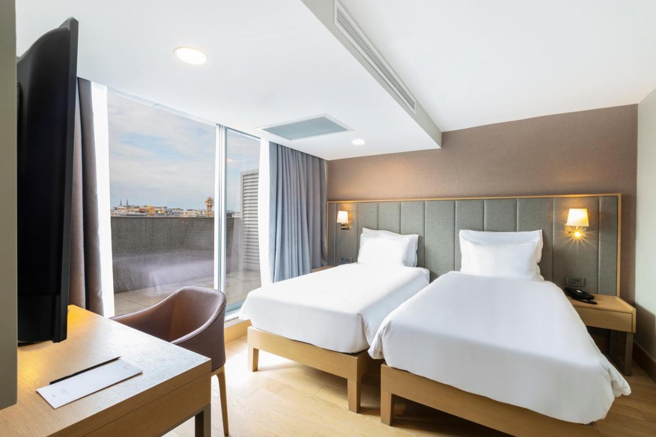 Radisson Hotel Istanbul Harbiye Exterior foto